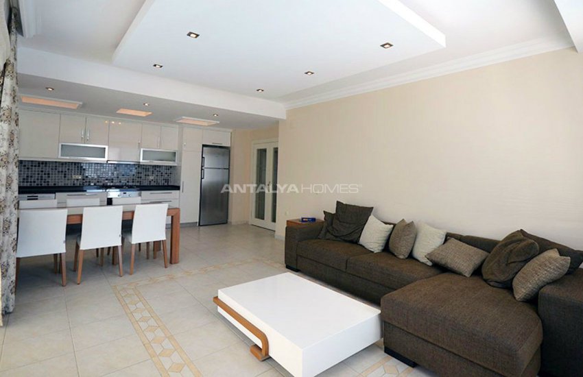 Alanya Tosmur'da Denize Yakın Site İçinde Lüks Daireler 21