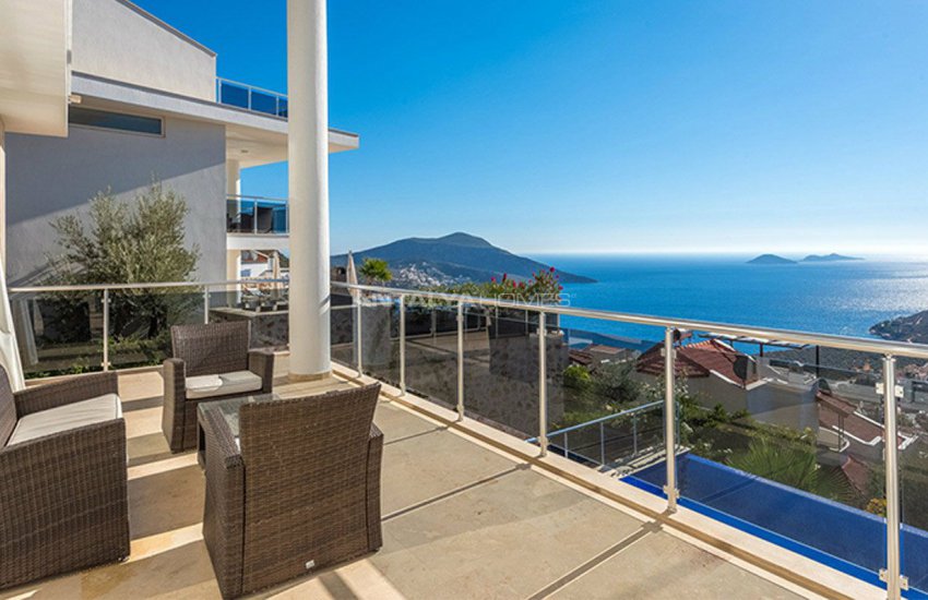 Spacious Fully Furnished Houses in Kalkan Turkey 29