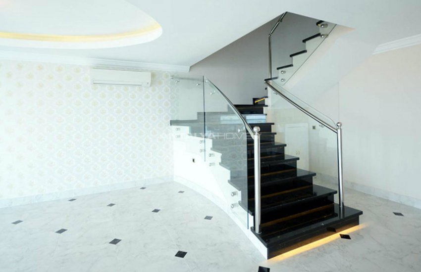 Seaside Apartments Close Social Amenities in Alanya Oba 21