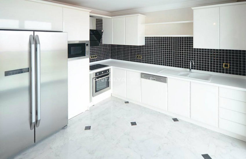 Seaside Apartments Close Social Amenities in Alanya Oba 22