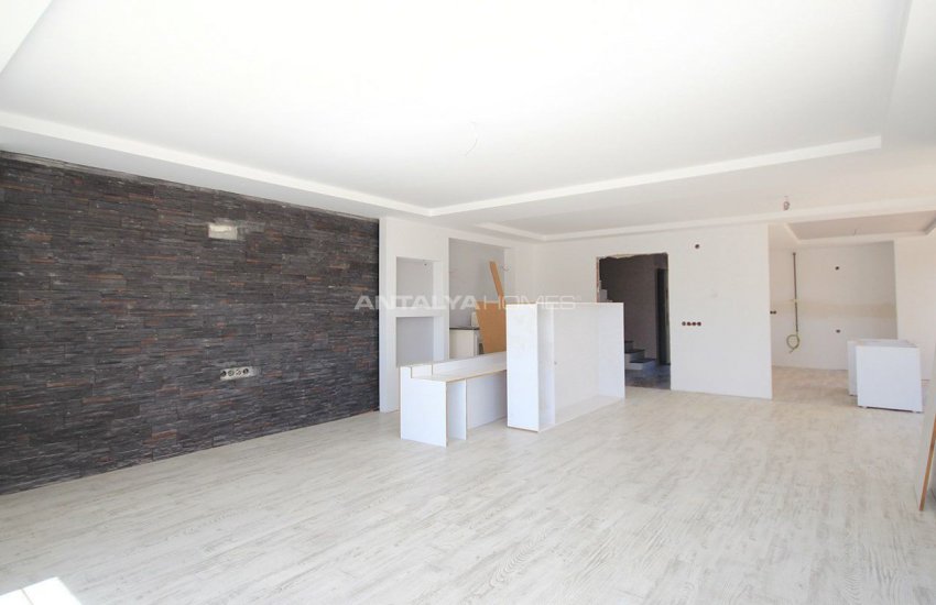 New Triplex Villas in Antalya Konyaalti 3