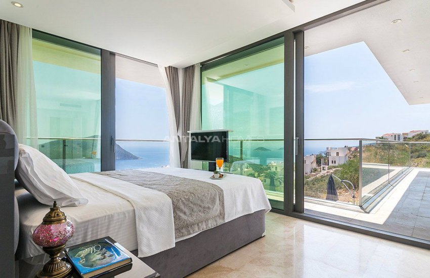 4+1 Sheltered Kalkan Villa Overlooking Bay and Islands 24