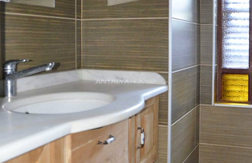 Aksu Karaöz’de Mobilyalı 3+1 Müstakil Çiftlik Evi 26