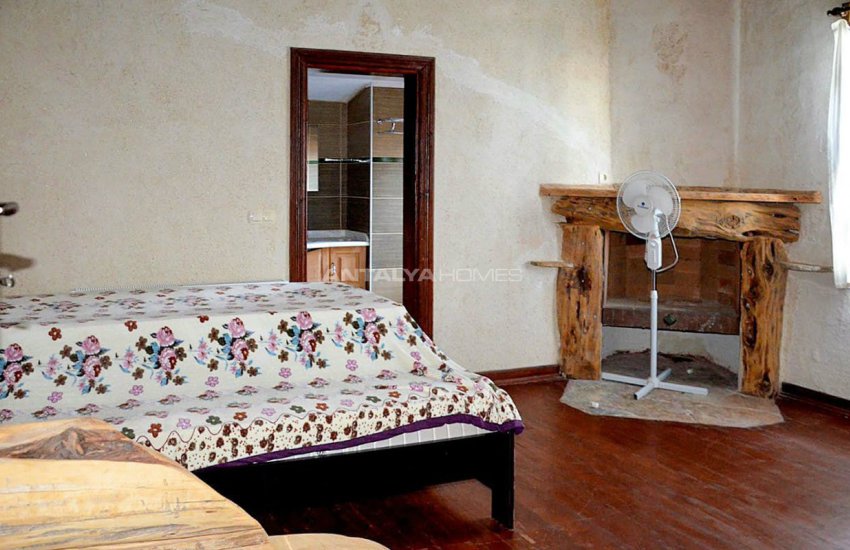 Aksu Karaöz’de Mobilyalı 3+1 Müstakil Çiftlik Evi 22