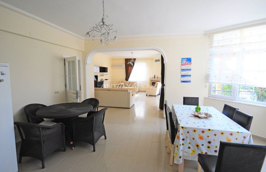 Çamyuva’da Ortak Havuzlu ve Bahçeli Müstakil Villa 14