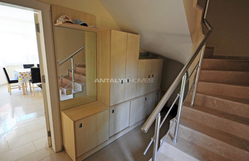 Çamyuva’da Ortak Havuzlu ve Bahçeli Müstakil Villa 28