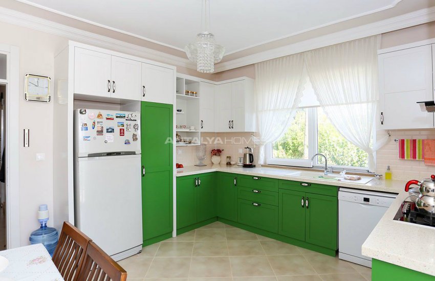 Key Ready 4 Bedroom Detached Villa in Döşemealtı 13