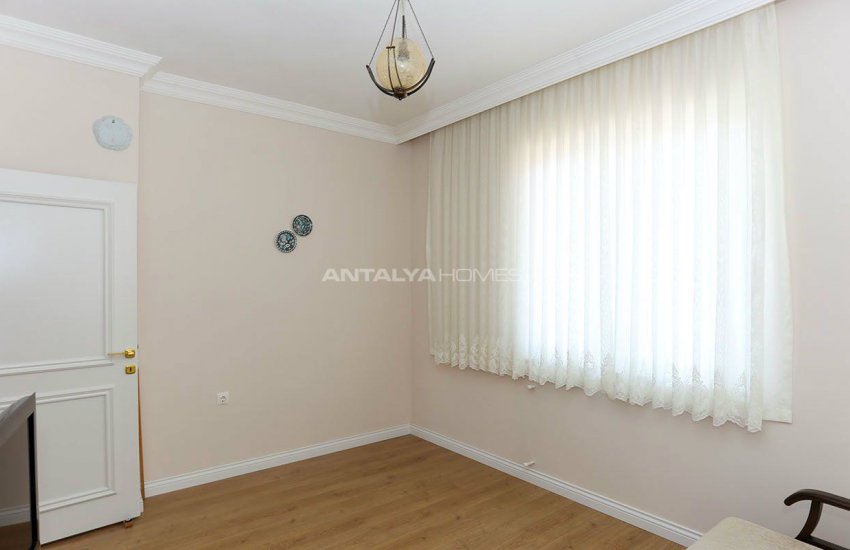 Key Ready 4 Bedroom Detached Villa in Döşemealtı 18