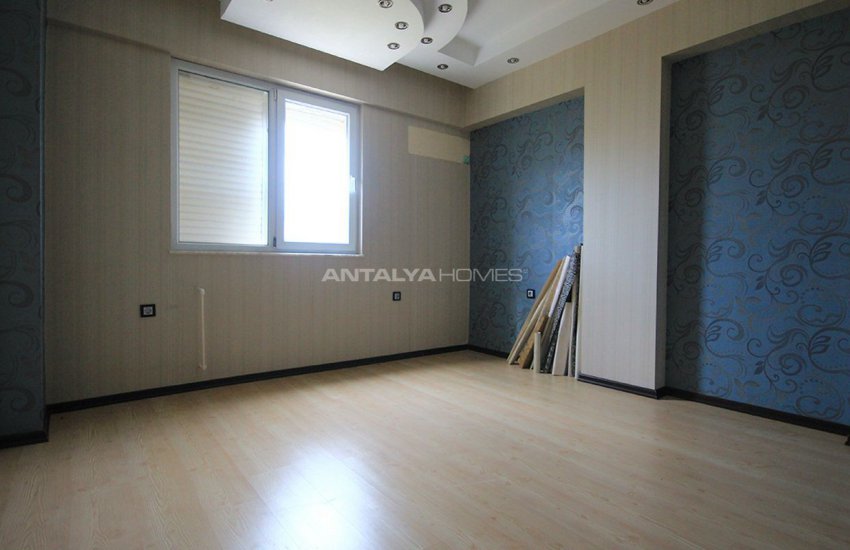 Antalya Lara'da Ayrı Mutfaklı 3 Yatak Odalı Daire 17