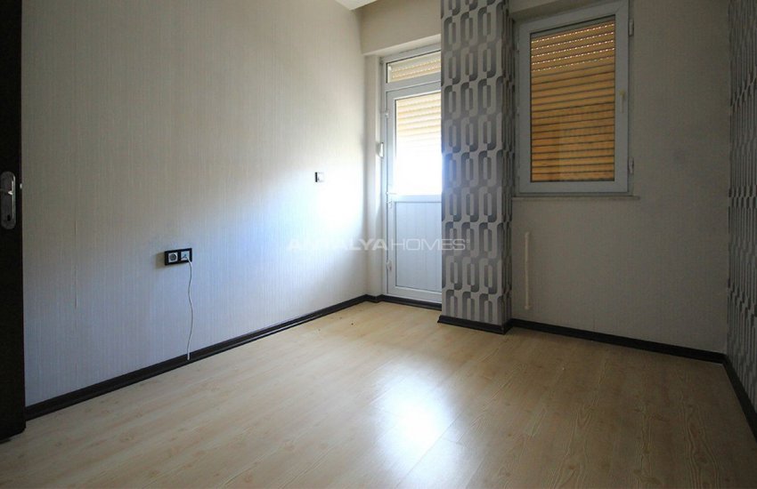 Antalya Lara'da Ayrı Mutfaklı 3 Yatak Odalı Daire 20