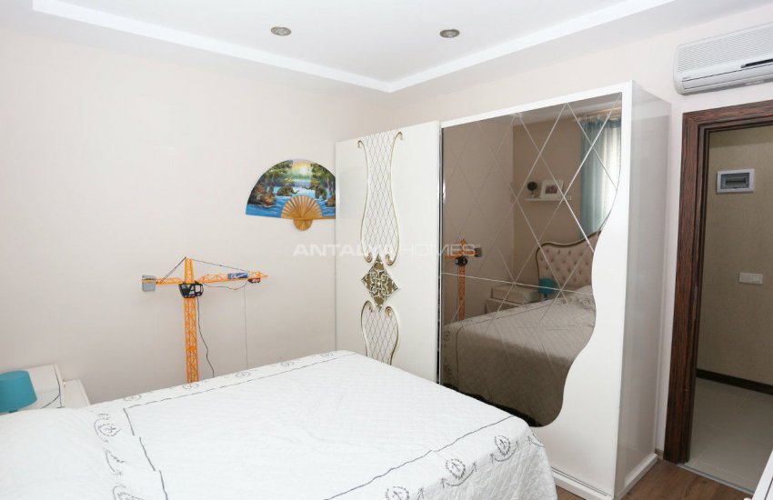 Konyaaltı Hurma Mahallesinde Site İçinde Lüks Daireler 27