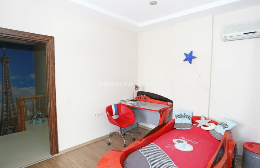 Konyaaltı Hurma Mahallesinde Site İçinde Lüks Daireler 29