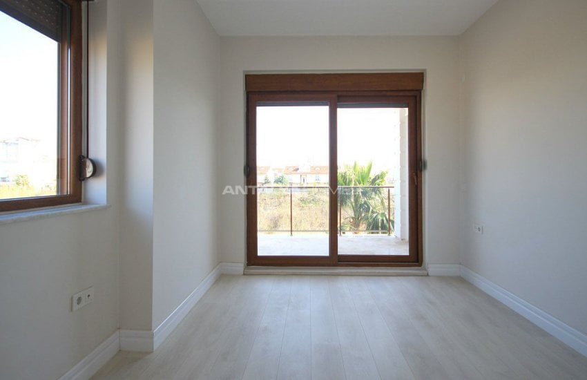 Lara'da Satılık Dubleks Daireler 26