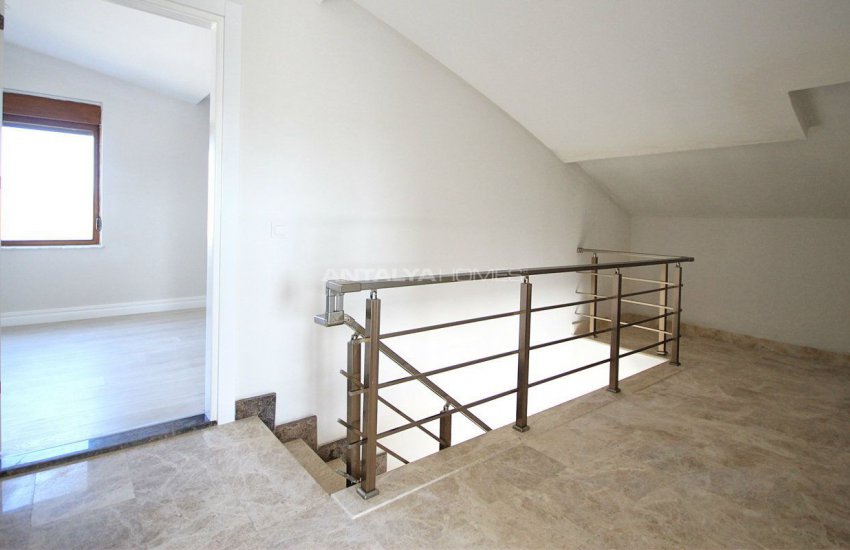 Lara'da Satılık Dubleks Daireler 33