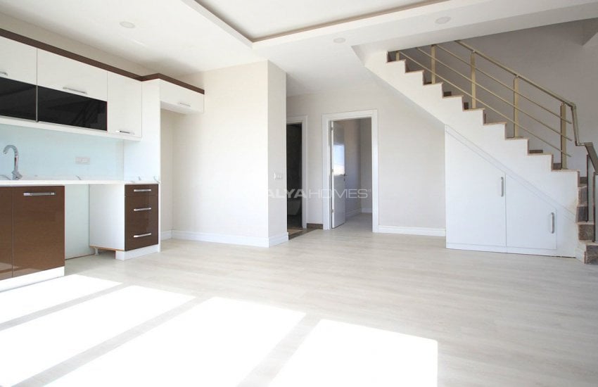 Lara'da Satılık Dubleks Daireler 18