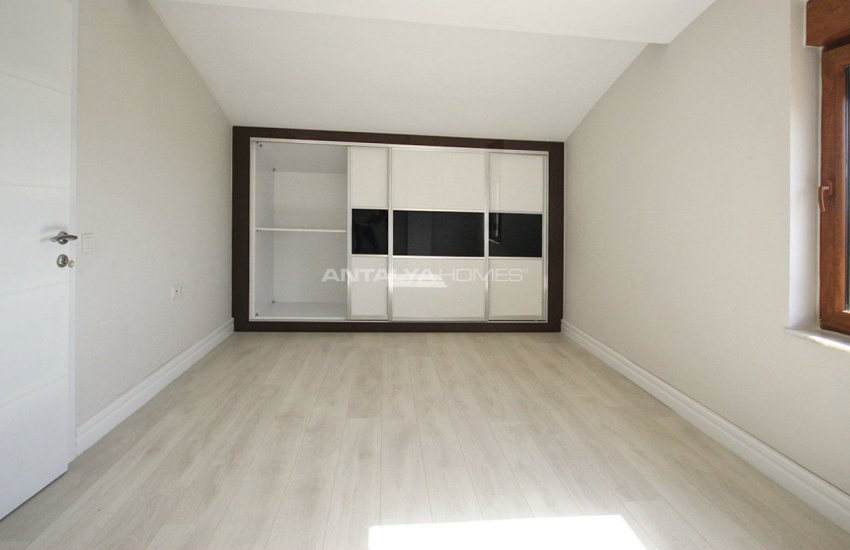 Lara'da Satılık Dubleks Daireler 22