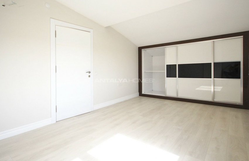 Lara'da Satılık Dubleks Daireler 23