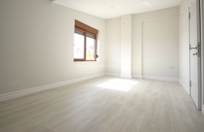 Lara'da Satılık Dubleks Daireler 24