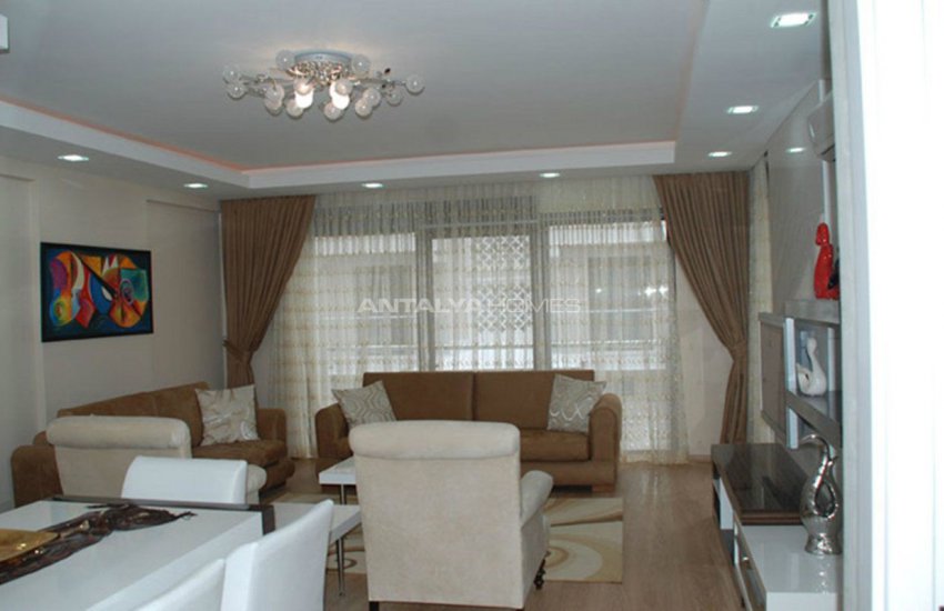 Meydankavağı'nda Yüzme Havuzlu Site İçinde Daireler 15