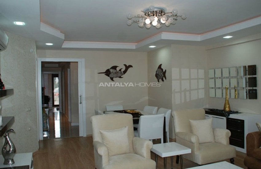 Meydankavağı'nda Yüzme Havuzlu Site İçinde Daireler 16