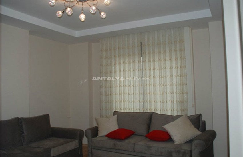 Meydankavağı'nda Yüzme Havuzlu Site İçinde Daireler 17