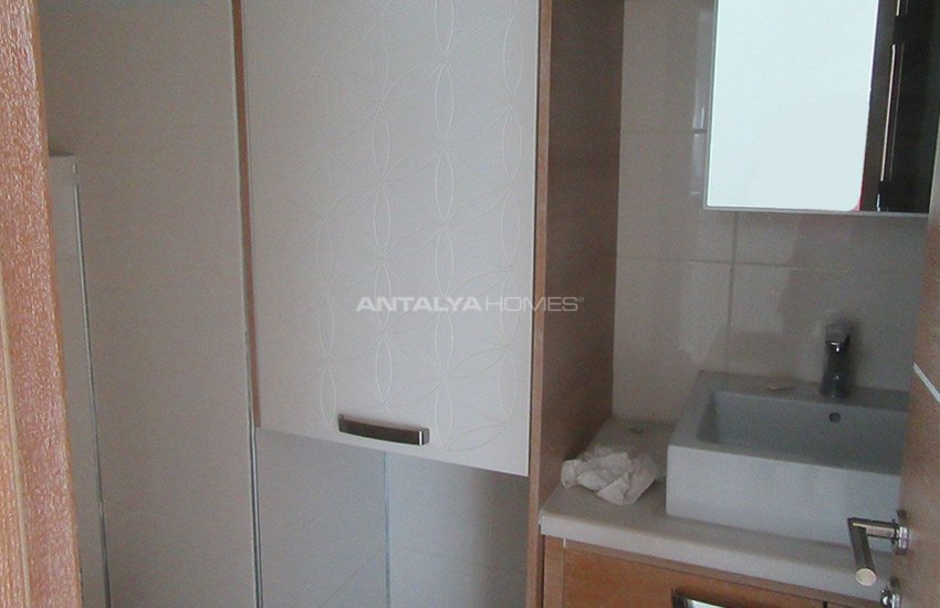 Wide Antalya Property in the Complex with Pool and Sauna 13