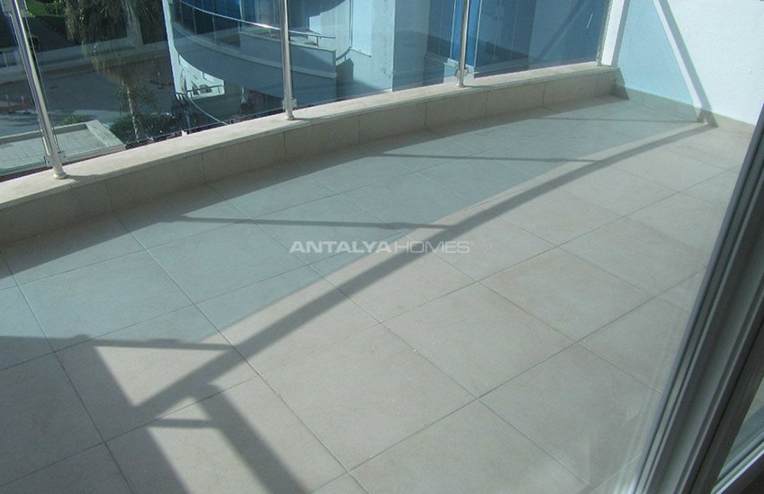 Wide Antalya Property in the Complex with Pool and Sauna 15