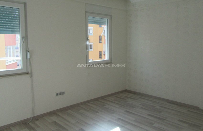 Wide Antalya Property in the Complex with Pool and Sauna 6