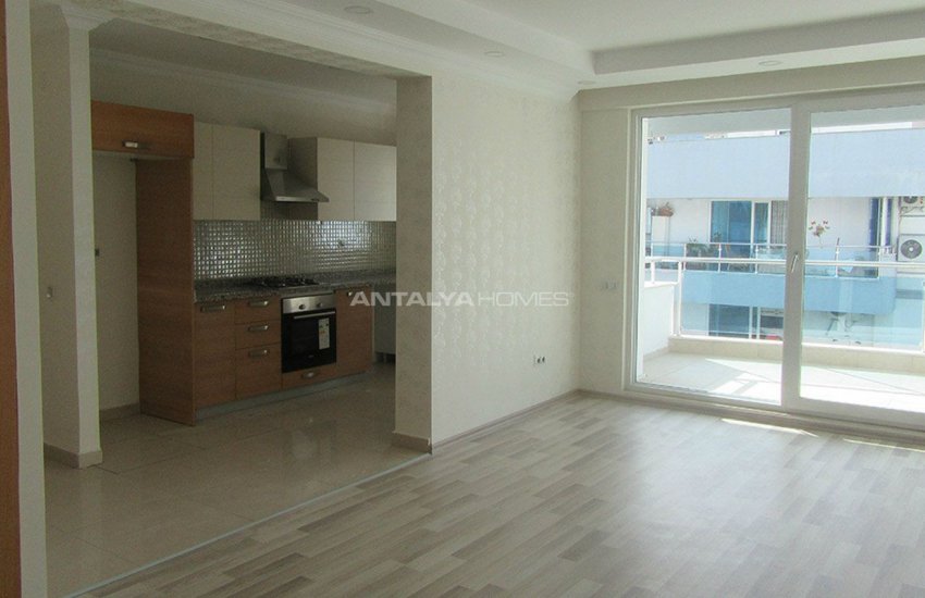Wide Antalya Property in the Complex with Pool and Sauna 1