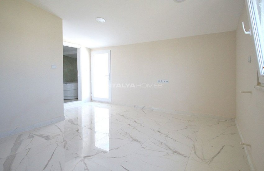 3 Bedroom Private Belek Real Estate with Jacuzzi 12
