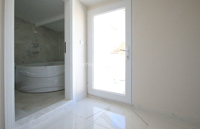 3 Bedroom Private Belek Real Estate with Jacuzzi 13