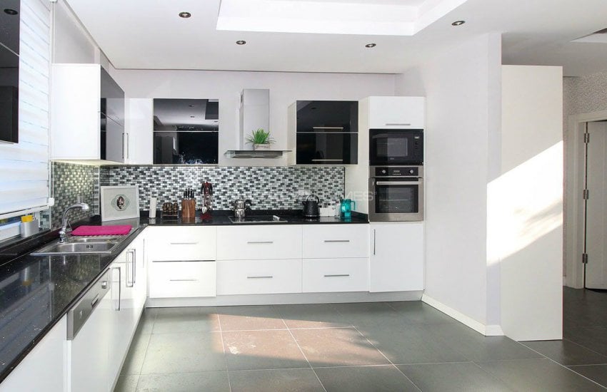 Luxurious Triplex Villas in Lara Antalya 1 Km to the Beach 25