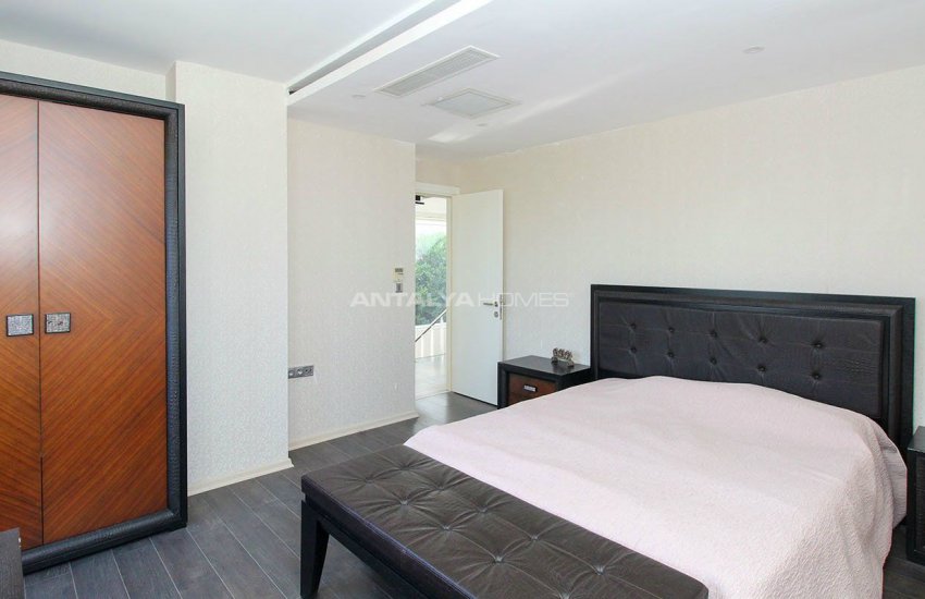 Luxurious Triplex Villas in Lara Antalya 1 Km to the Beach 29