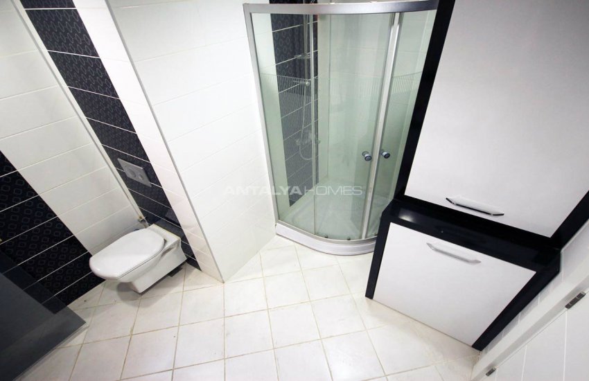 Apartments Close to Social Amenities in Antalya 17