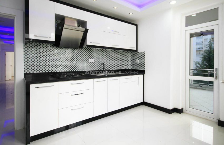 Apartments Close to Social Amenities in Antalya 8