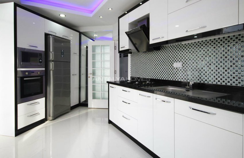 Apartments Close to Social Amenities in Antalya 9