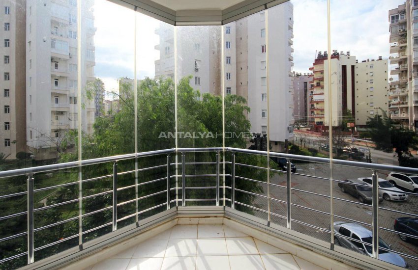 Apartments Close to Social Amenities in Antalya 12