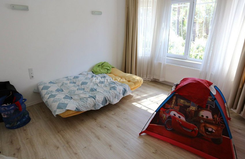 Detacted Villas with Private Garden and Car Parks in Antalya 34