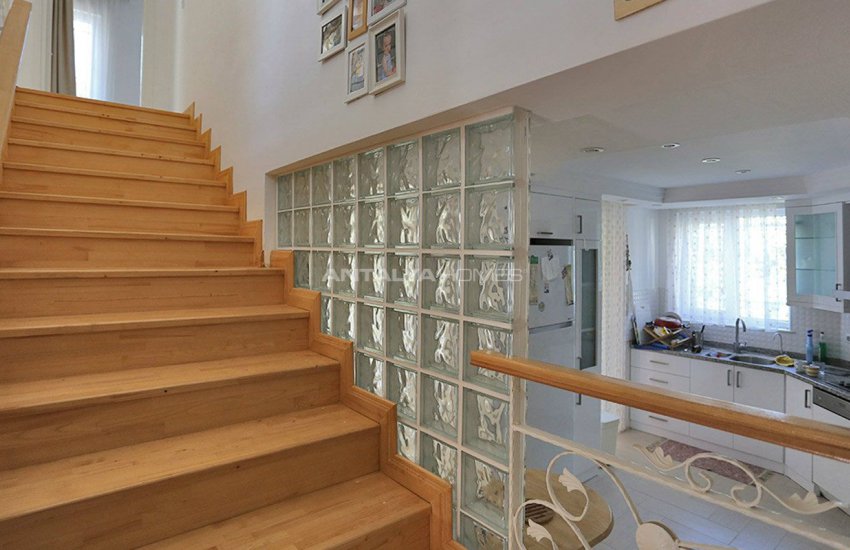 Detacted Villas with Private Garden and Car Parks in Antalya 39