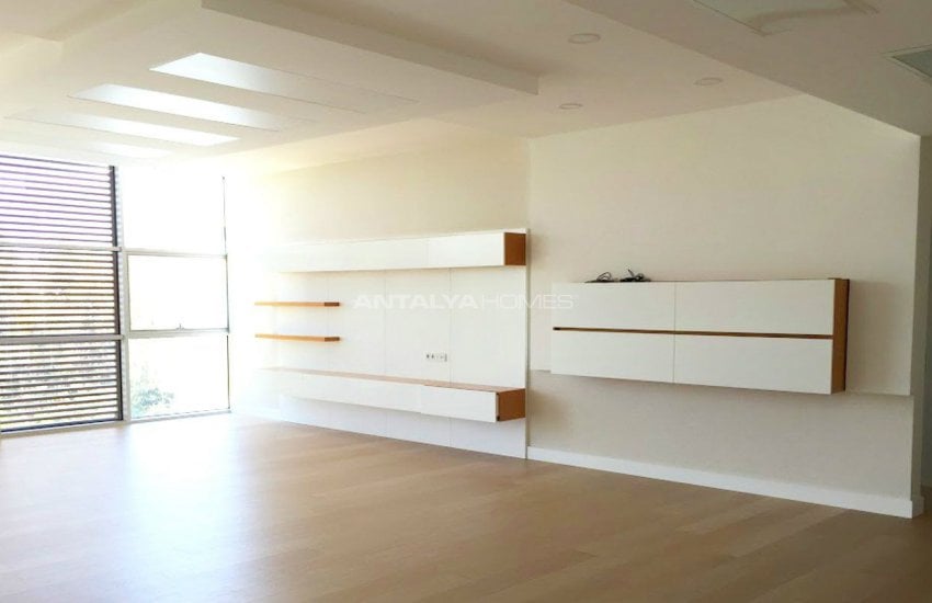 Sea View Villa 150 Mt to the Beach in Antalya 11