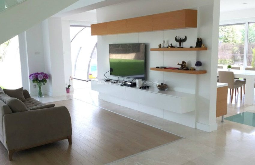 Sea View Villa 150 Mt to the Beach in Antalya 17