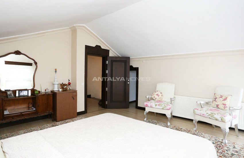 10 Bedroom Family-friendly Villas in Kepez Antalya 34