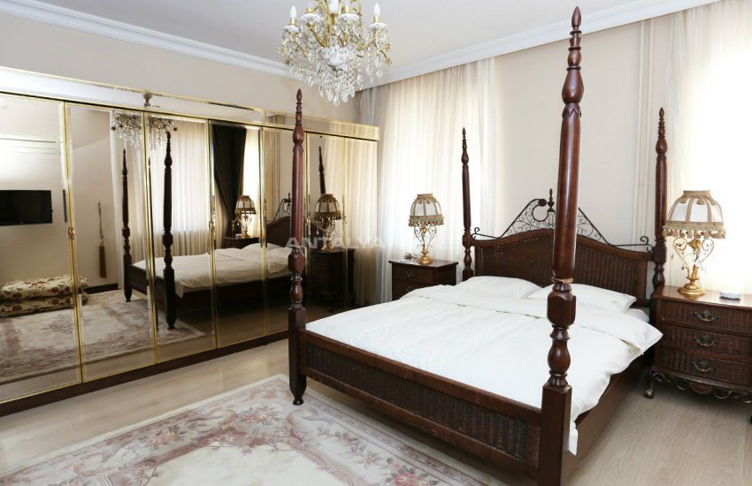 10 Bedroom Family-friendly Villas in Kepez Antalya 35