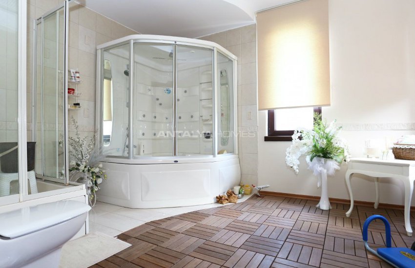 10 Bedroom Family-friendly Villas in Kepez Antalya 38