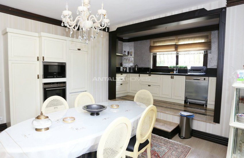 10 Bedroom Family-friendly Villas in Kepez Antalya 26