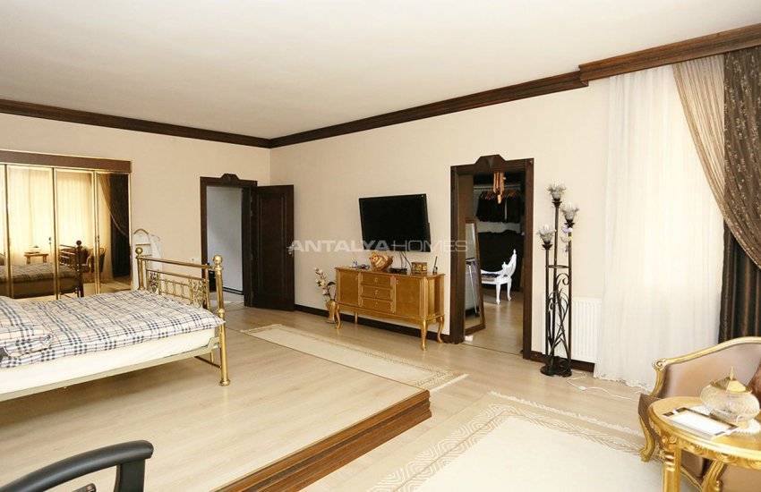 10 Bedroom Family-friendly Villas in Kepez Antalya 31