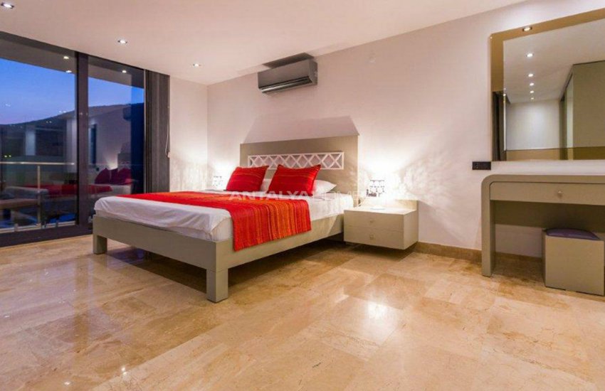 Villa Ocean | A Luxury Detached House with Amazing Sea View 25