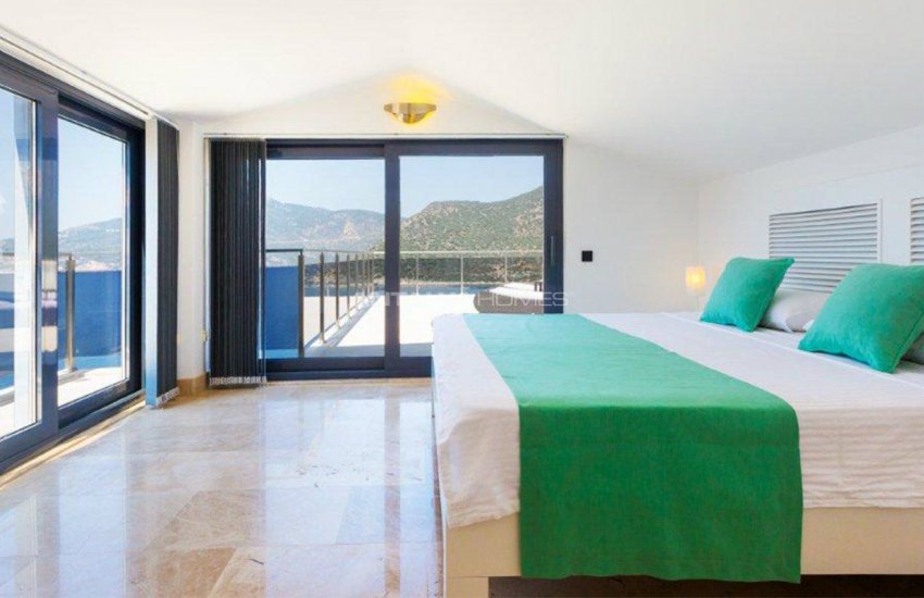 Villa Ocean | A Luxury Detached House with Amazing Sea View 28