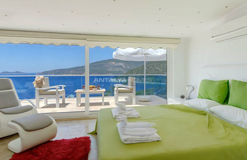 Fantastic Sea View House with a Private Pool in Kalkan 18
