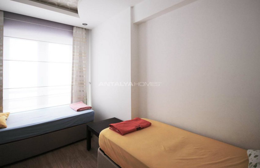 Waterfall Residence 24